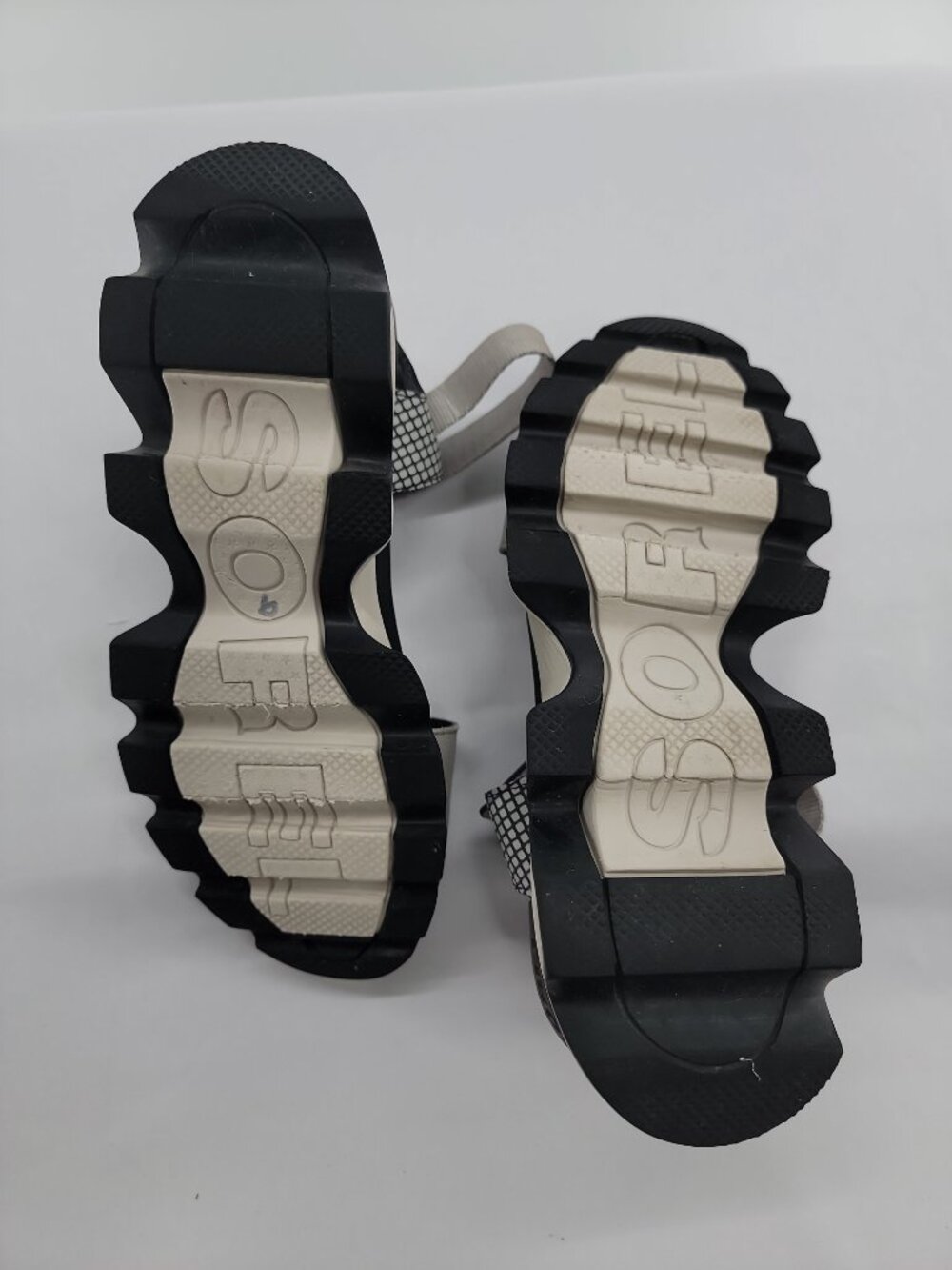 Sorel Kinetic Impact Sandals Womens 6.5 Chunky Platform Sport Beige Black - Picture 13 of 13